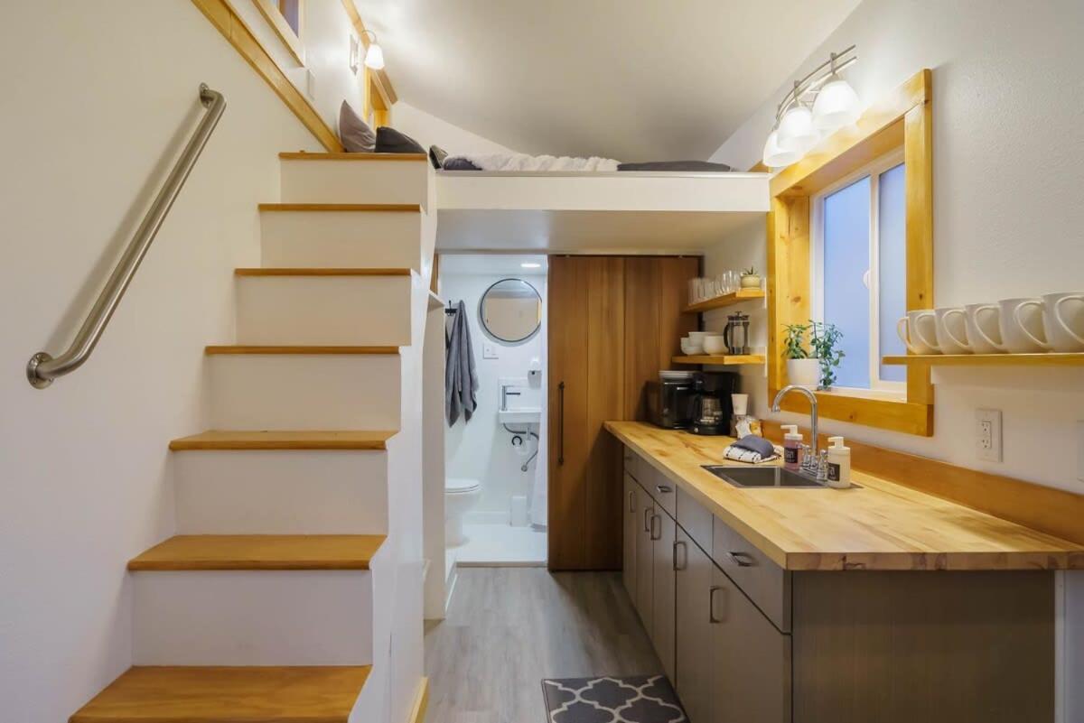 #Stayinmydistrict Overlook Backyard Tiny Suite Portland Bagian luar foto